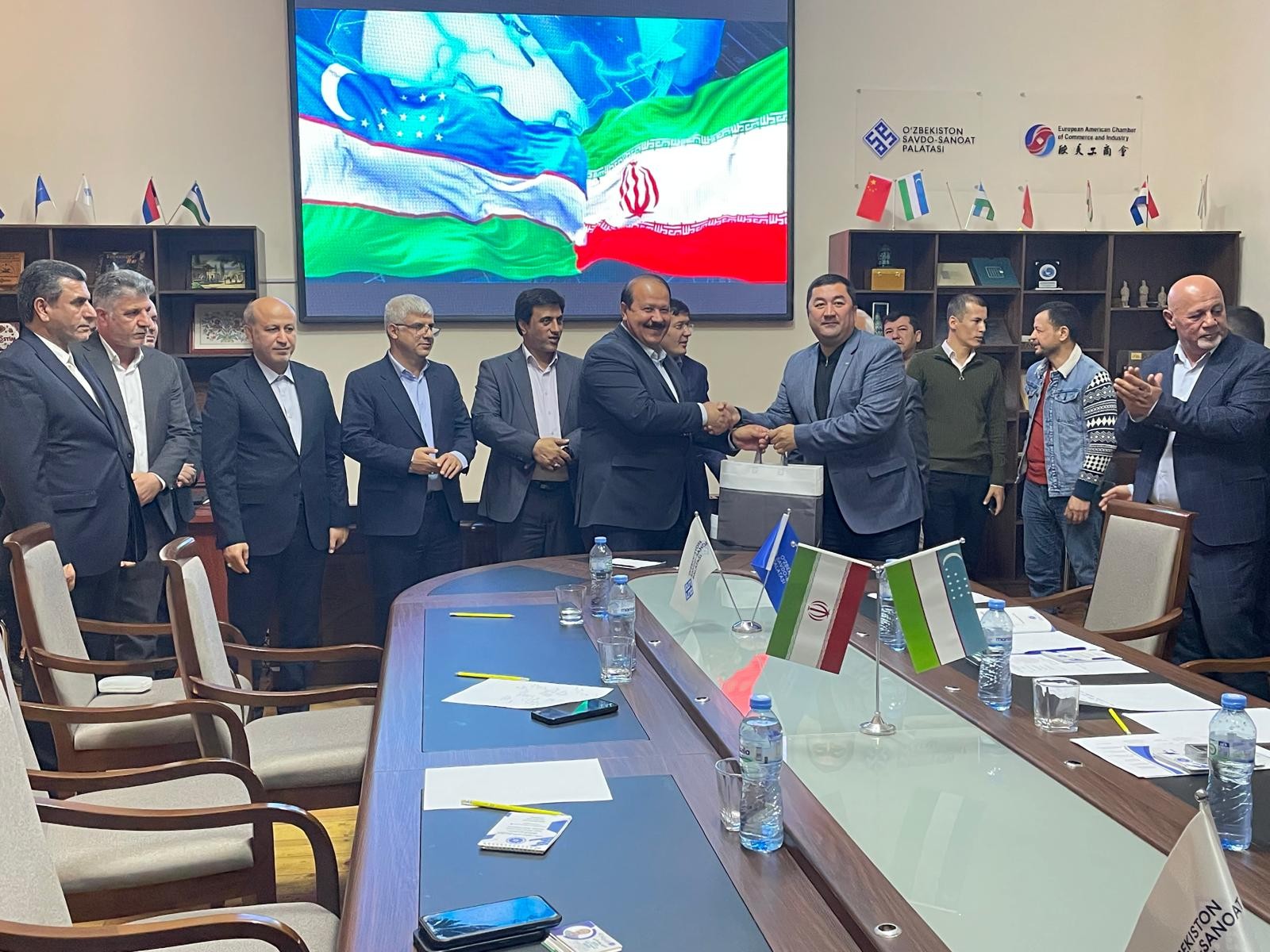 نشست هم‌اندیشی هیأت تجاری استان گلستان با مقامات و فعالان اقتصادی سمرقند برگزار شد