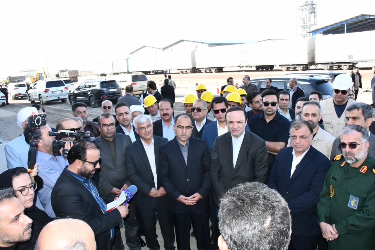 پروژه‌های ساماندهی محوطه منطقه آزاد اینچه‌برون با حضور دبیر شورای عالی مناطق آزاد افتتاح شد