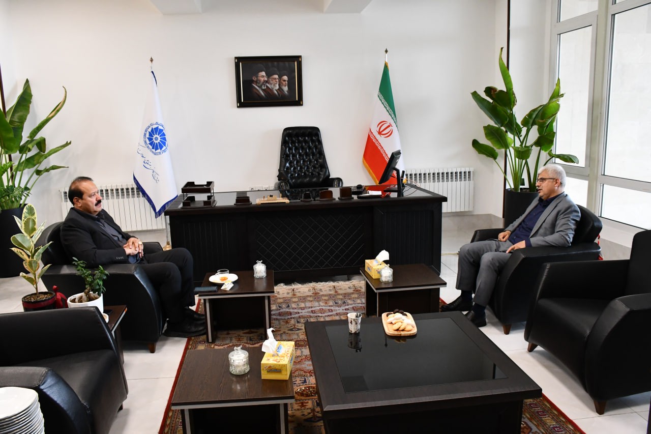 بررسی راهکارهای توسعه اقتصادی گلستان در نشست معاون اقتصادی استاندار با رئیس اتاق بازرگانی گرگان