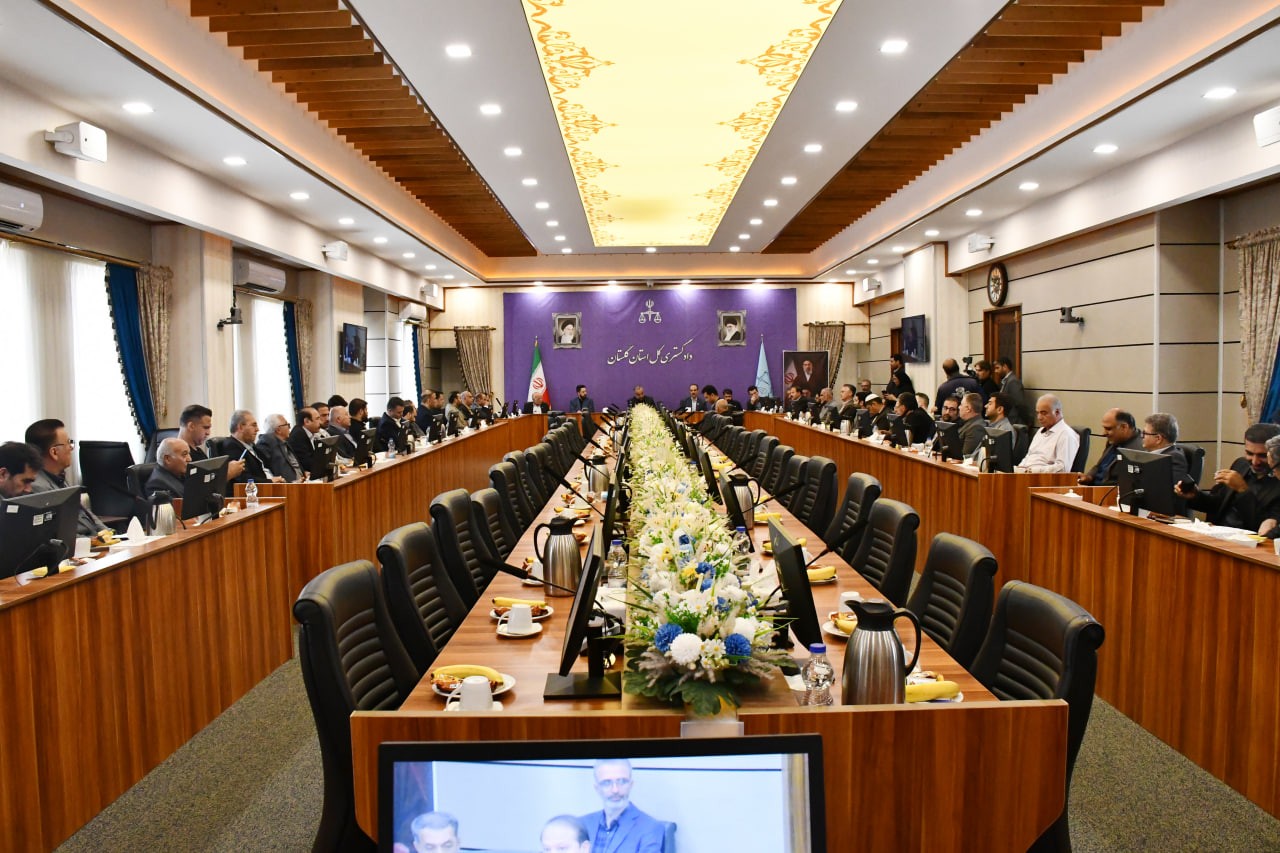 مراسم گلریزان حمایت از خانواده‌های زندانیان نیازمند با حضور مسئولان قضایی و فعالان اقتصادی گلستان برگزار شد