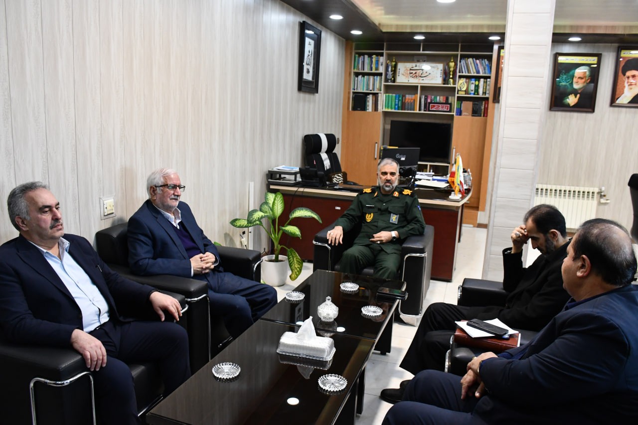 نشست هم‌اندیشی رئیس و اعضای هیأت‌رئیسه اتاق بازرگانی گرگان با سردار حسینی فرمانده سپاه نینوا استان گلستان